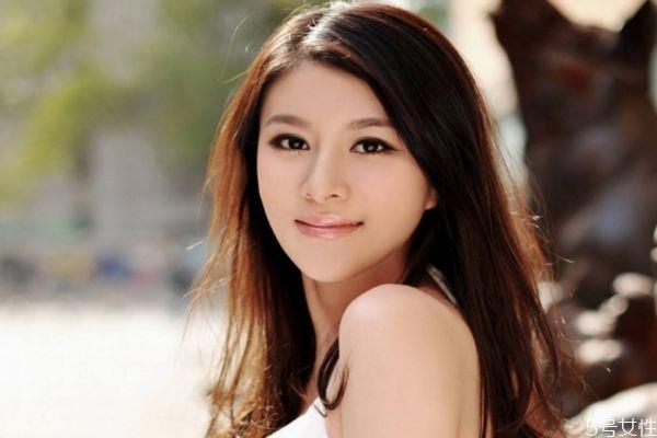 什么样的女人比较贤惠 贤惠的女人有什么特征 什么样的女人比较贤惠 贤惠的女人有什么特征