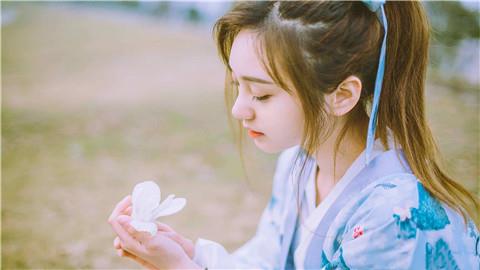 该不该为女朋友花销买单 和女朋友逛街该不该男生买单