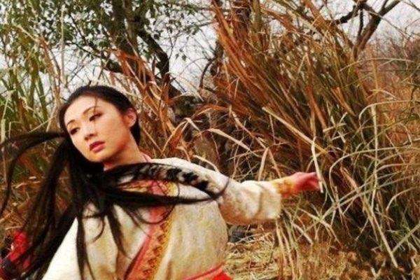 影视隋唐英雄辛月娥，说唐演义中的新月娥结局  2