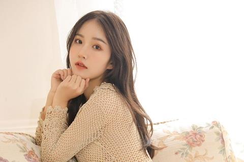 暗恋一个人的表白,表达暗恋一个人的句子0