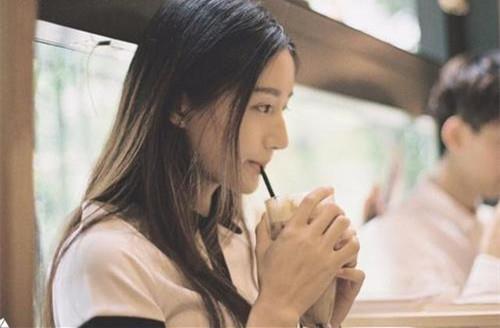 暧昧期的女生突然不理你了是什么原因2