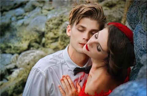 想和女生继续第二次约会?你需要这些技巧