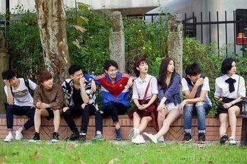 《一年级》大学季现状,袁雨萱签约杨幂工作室