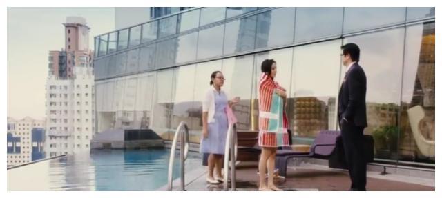 杨幂身穿比基尼,出水犹如芙蓉,一切都是为了艺术