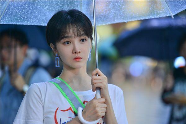 《青春斗》中晋小妮,原来是胡先煦的“小后妈”,难怪眼熟