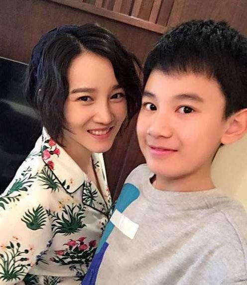 《青春斗》中晋小妮,原来是胡先煦的“小后妈”,难怪眼熟