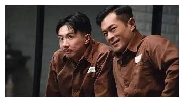 《反贪风暴4》:票房破三亿,惊现口碑分化,“古校长”喊你来捐砖