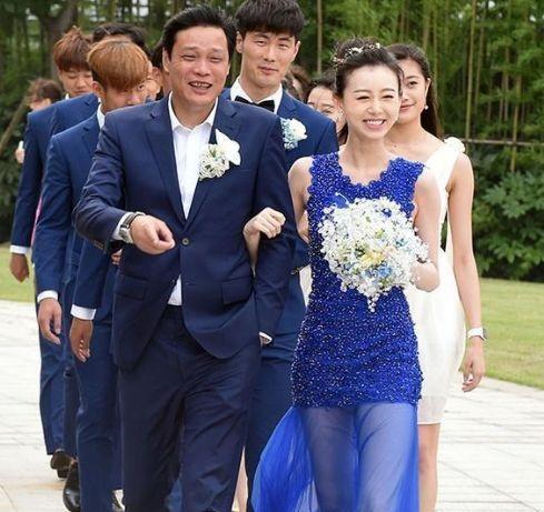 范志毅19岁女儿近照, 美艳动人, 国籍不是中国, 挚爱鹿晗!