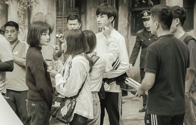 郭俊辰新剧官宣，女主搭档小2岁却是演技派，小郭该有压力啦！