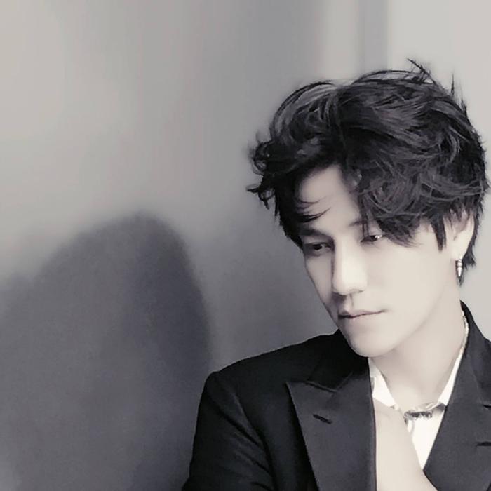 娱乐圈有腿毛的明星，胡歌的最长，最后一位说自己的是有机毛裤