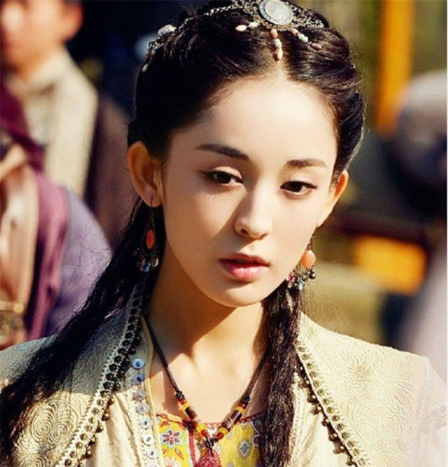 穿书文，穿成校霸佛系初恋，她只想快点提分手，认真学习当学霸！