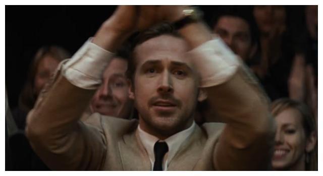 《爱乐之城》:剥开爱情遗憾这层外皮,看见第二层主题