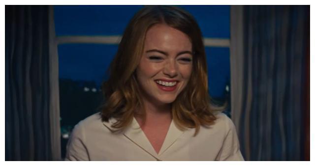 《爱乐之城》:剥开爱情遗憾这层外皮,看见第二层主题