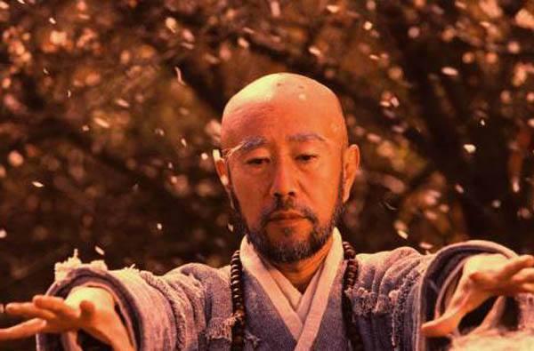 天龙八部中,扫地僧出现的真正目地是什么?,金庸:说中早已说明