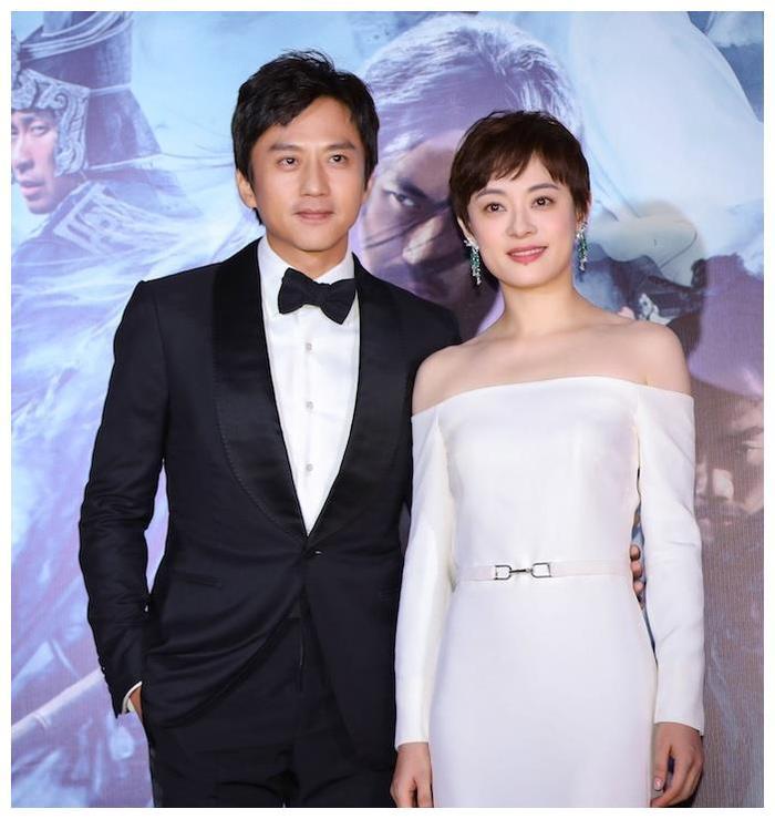 邓超孙俪携手出席发布会,宣布正式息影照顾儿女!确诊已怀上三胎