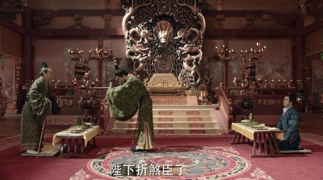 《三国机密》他一眼识破刘平身份,还遭羞辱,为何始终没有揭穿他