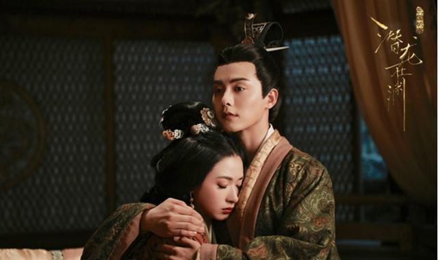 《三国机密》他一眼识破刘平身份,还遭羞辱,为何始终没有揭穿他