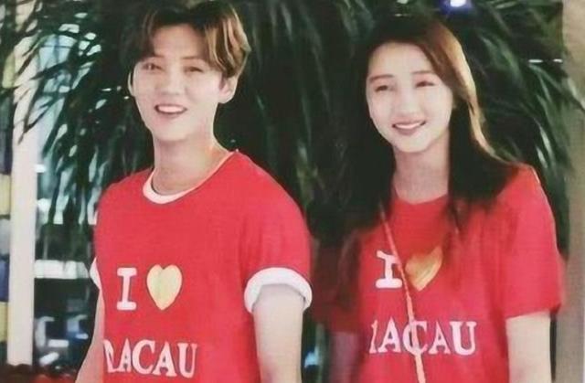 关晓彤上《快本》低调秀恩爱,戴情侣手表被发现,鹿晗太幸福了!