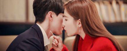 《触碰真心》发布会,刘仁娜李东旭再续前缘,网友:原地结婚