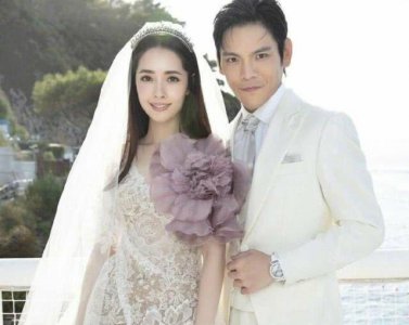 ​向佐新电影上映4天票房只有2千万，向太发声是得罪了何方神圣