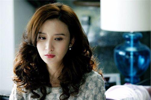 张檬整残了，如今张萌也大变脸疑似整容，网友：完全认不出