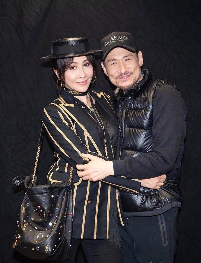 张学友233场巡演结束，好友刘嘉玲发文安慰其闲下来可以一起喝酒