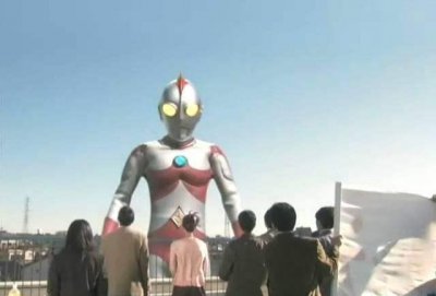 ​爱迪奥特曼虽然丑, 但有五位美女对他有好感, 其中一个是他女神