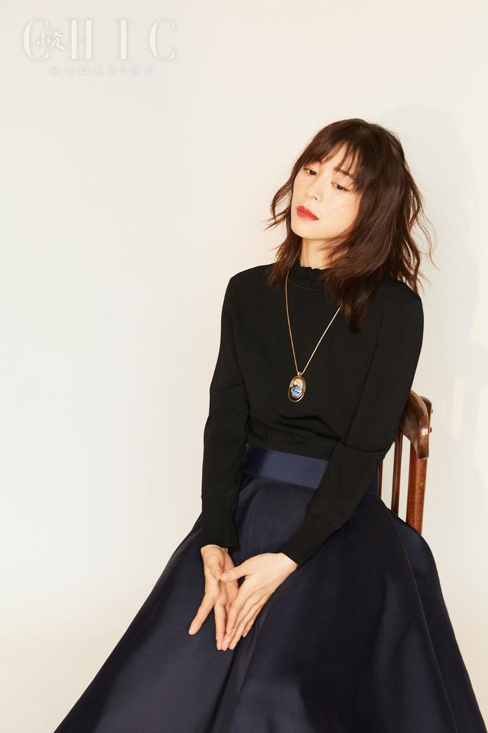 张静初美图造型多变 酷炫时尚玩转多种风格