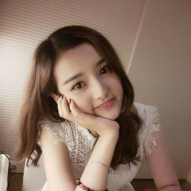 宋祖儿长开了真性感,关晓彤你别霸着国民闺女了专心跟鹿晗谈恋爱