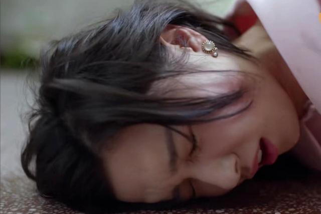 《惊蛰》余小晚救陈山狂飙演技,后者心动“山晚CP”开始逆转?