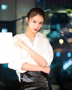 ​火箭少女傅菁的身高，赖美云的身高，yamy的身高，一眼就看出差距