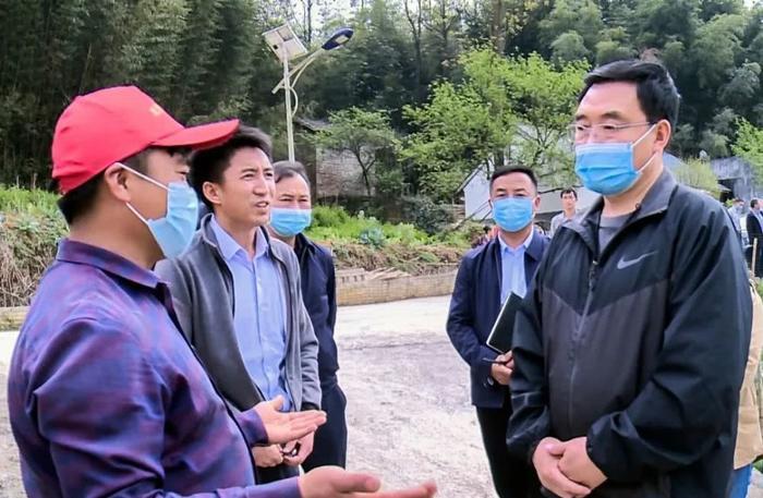 付国祥:干部要当好群众的“知心人”和“贴心人”