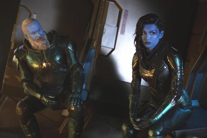 《惊奇队长》高清剧照，最美的是个华裔女子