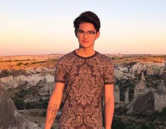 《变形计》钱多多晒出亲吻照,过亿身价的阔少眼光却不咋地!