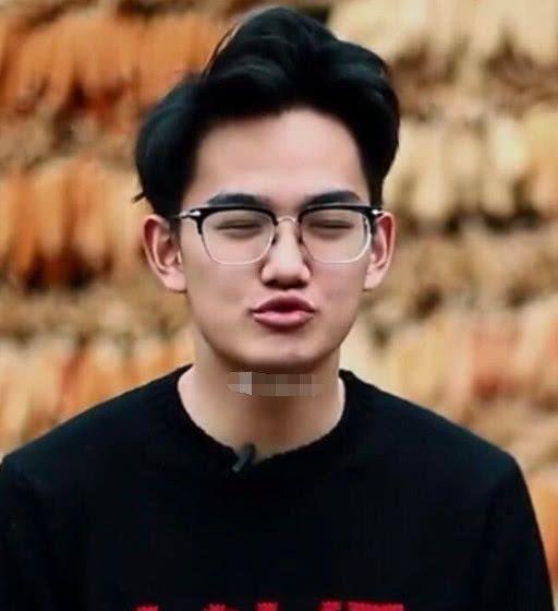 《变形计》钱多多晒出亲吻照,过亿身价的阔少眼光却不咋地!