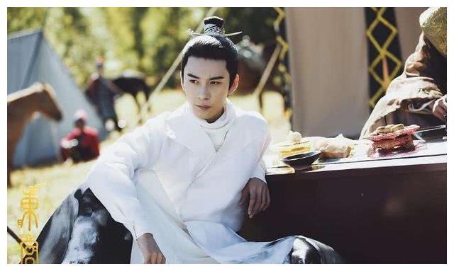 大型古装言情电视剧《东宫》:男女主角颜值爆表!势头勇猛