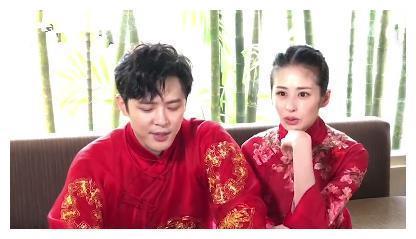 付辛博颖儿合体采访,网友扒出细节,竟然颖儿爱的比较多?