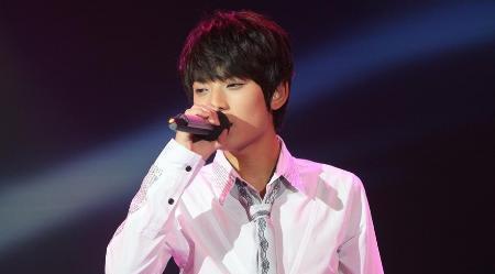 陈翔长相是低配版黄子韬？看看陈翔是怎样巧妙应对！