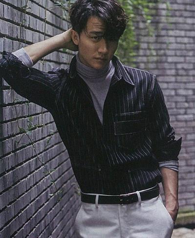 黄轩帅气撩人的几张照片,图6成了多少人的壁纸