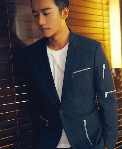 黄轩帅气撩人的几张照片,图6成了多少人的壁纸