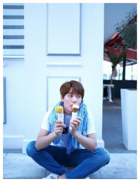 刘信达微博“点名”马天宇：必须限期扔掉耳钉，否则逐出娱乐圈！