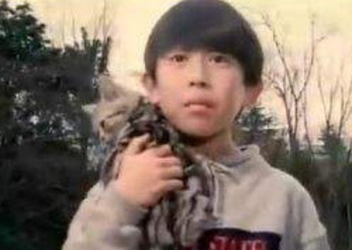 他是《铁甲小宝》的小让，巅峰时被传去拍片，近照爆出似老头