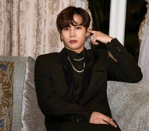 王嘉尔加盟《热血街舞团》，成鹿晗陈伟霆后第三位热血召集人