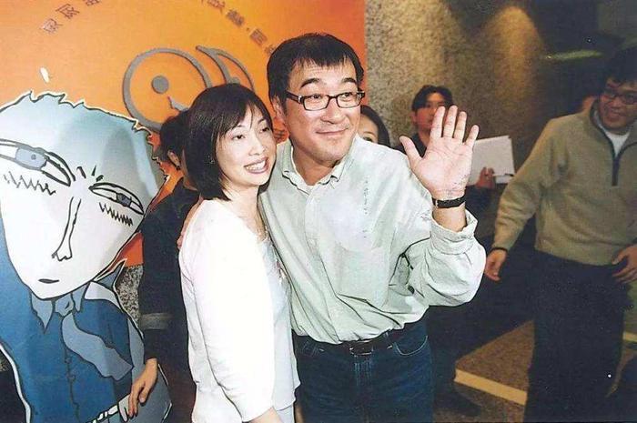 和林忆莲离婚十五年后，60岁李宗盛疑承认三婚