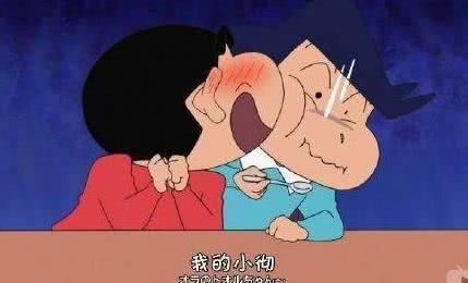 看《蜡笔小新》毁童年的几个画面，这部儿童动画被禁 有理有据