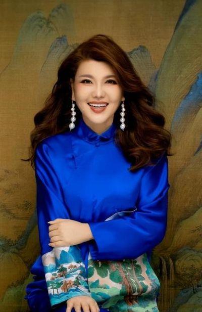 乌兰托娅乌兰图雅（乌兰托娅乌兰图雅套马杆法院）