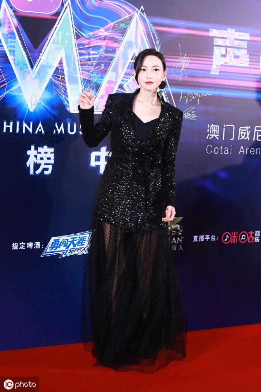 《前任3》女主角于文文的一些简介,气质真好