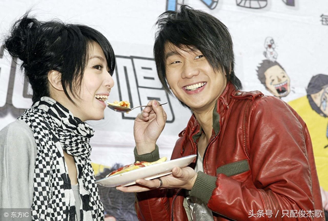 林俊杰：我会唱歌，会跳舞，会弹钢琴……，我会的可多了