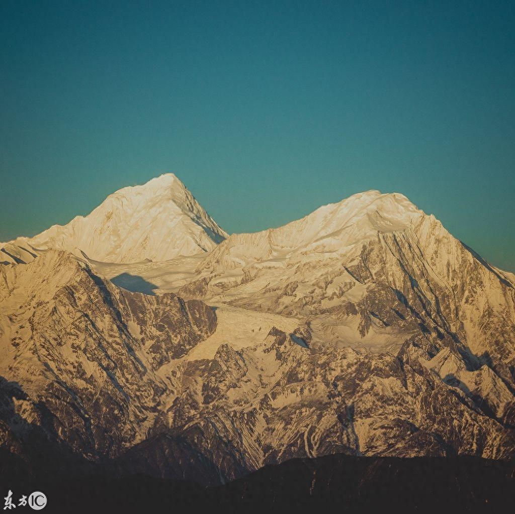 这12张适合中年人的微信头像送给你，一月换一个，绝对有内涵