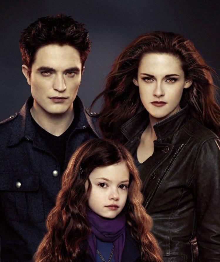 《暮光之城》中小女孩蕾妮斯梅长大了,一甩甜美小公主的形象!